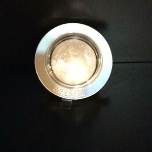 Zeesea Cosmetics Interstellar Space Highlighter